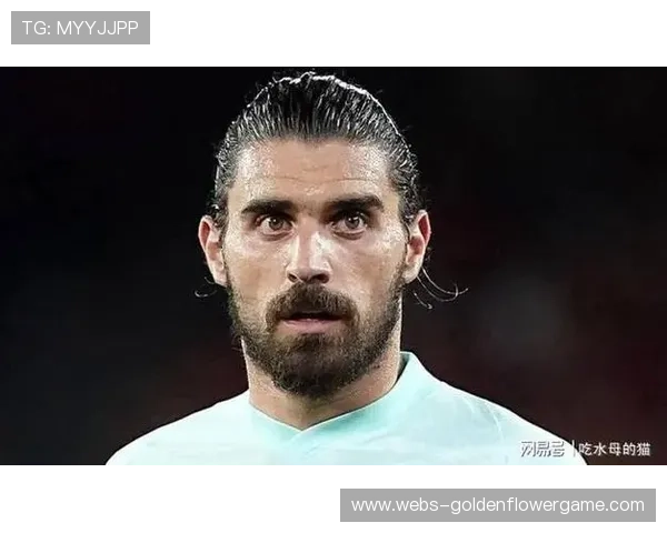 帕克:我一直是鲁本-内维斯的球迷,他肯定能稳定曼联的中场 帕克:我一直是鲁本-内维斯的球迷,他肯定能稳定曼联的中场